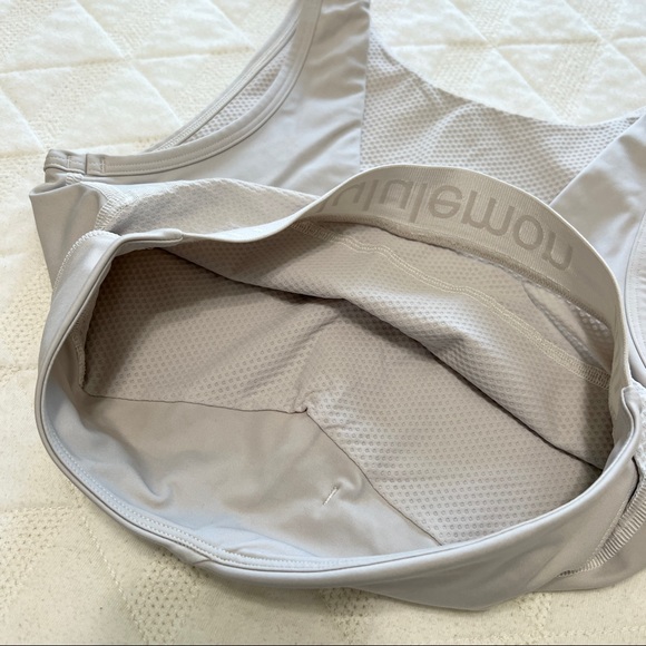 Lululemon Sports Bra - Picture 7 of 8